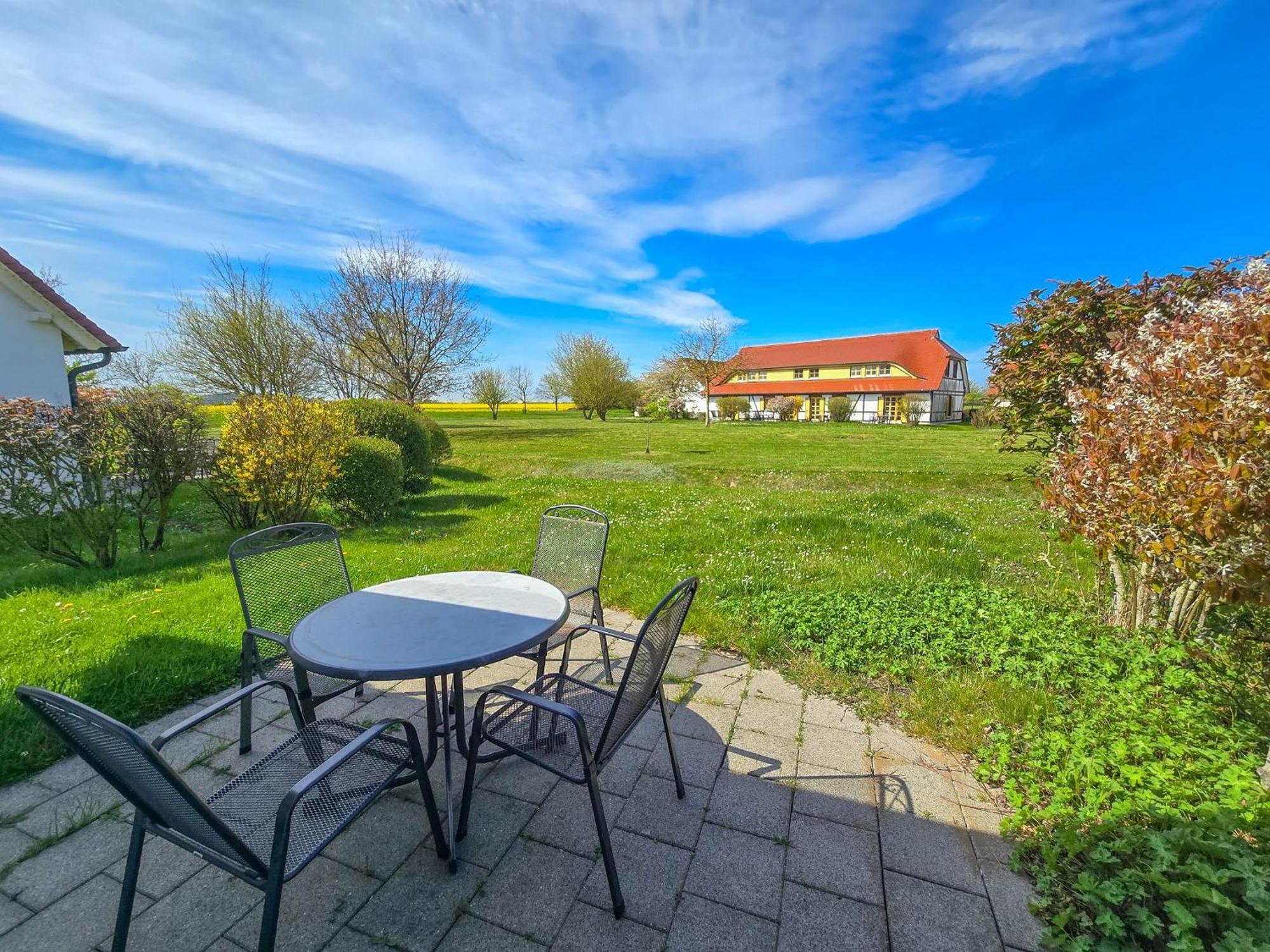 Feriendorf Rugana - Komfort Appartement Mit 1 Schlafzimmern Und Terrasse D29 Dranske Exterior photo
